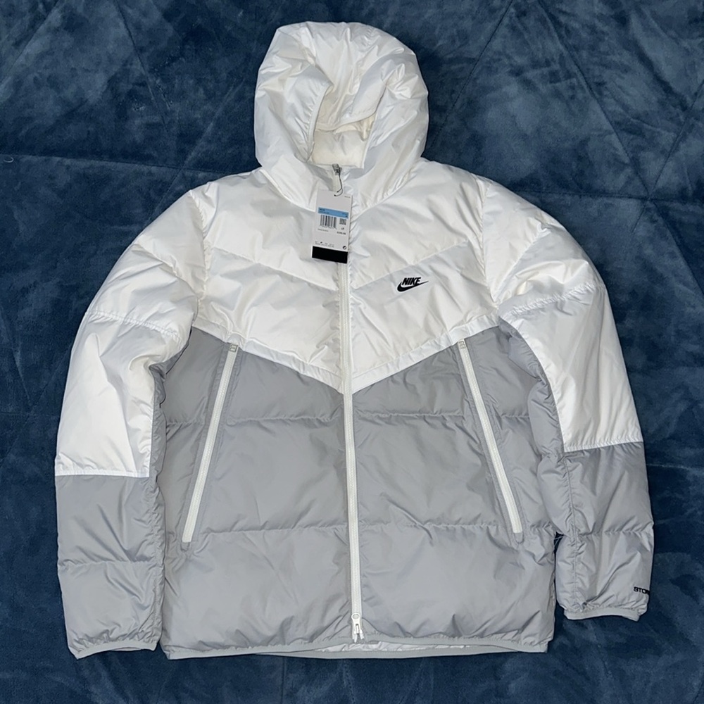 Nike Sportswear Storm-FIT Windrunner Jacket